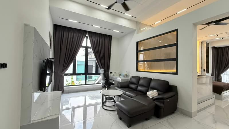 Double Storey Custom-Built Cluster House at Panchor Permai, Nibong Tebal untuk Untuk Dijual - RM 4,500,000, Mac 2026 - Living Room - PropertyGuru.com.my