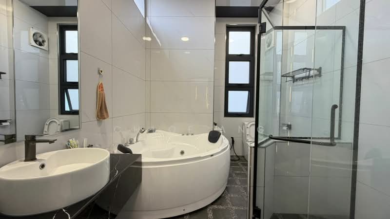 Double Storey Custom-Built Cluster House at Panchor Permai, Nibong Tebal untuk Untuk Dijual - RM 4,500,000, Mac 2026 - Bathroom - PropertyGuru.com.my