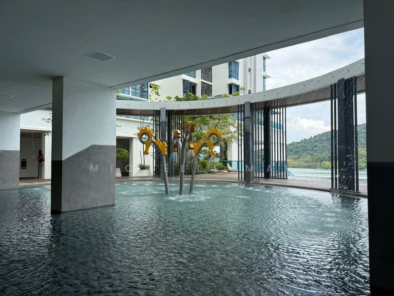 Condominium for Sale at Queens Residences Q1 @ Queens Waterfront - Michelle Mah - Pool - PropertyGuru.com.my