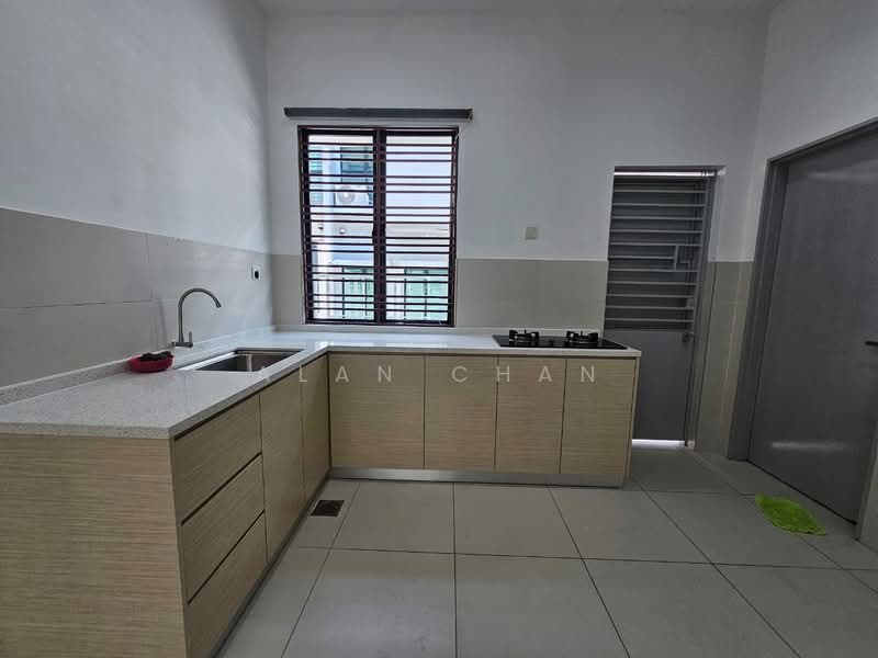 16 Sierra untuk Untuk Disewa - RM 2,900 /bulan, Mac 2026 - Kitchen - PropertyGuru.com.my