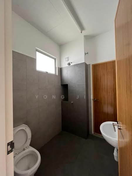 Iconia Garden Residence (Precinct A) @ Taman Impian Emas untuk Untuk Disewa - RM 2,700 /bulan, Apr 2026 - Bathroom - PropertyGuru.com.my