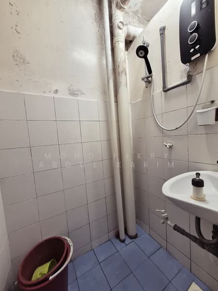 Seri Nilam untuk Untuk Disewa - RM 880 /bulan, Mac 2026 - Bathroom - PropertyGuru.com.my