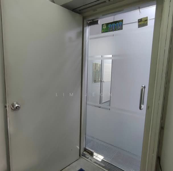 Office for Rent in Bandar Botanic (Klang) - Lim Jeon - Interior - PropertyGuru.com.my