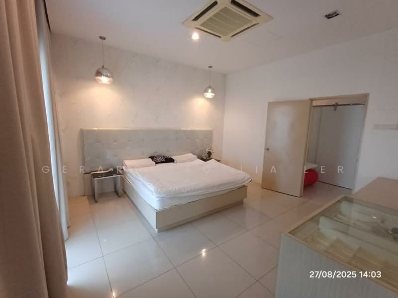 Villa Mutiara Indah 2 untuk Untuk Dijual - RM 860,000, Mac 2026 - Bedroom - PropertyGuru.com.my