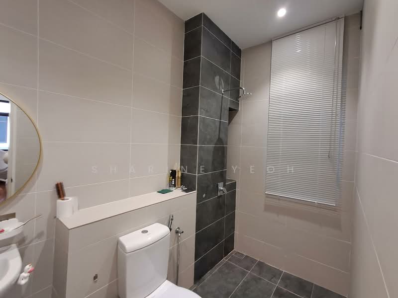 3-storey Terraced House for Sale in Setia Alam (Selangor) - Sharine Yeoh - Bathroom - PropertyGuru.com.my
