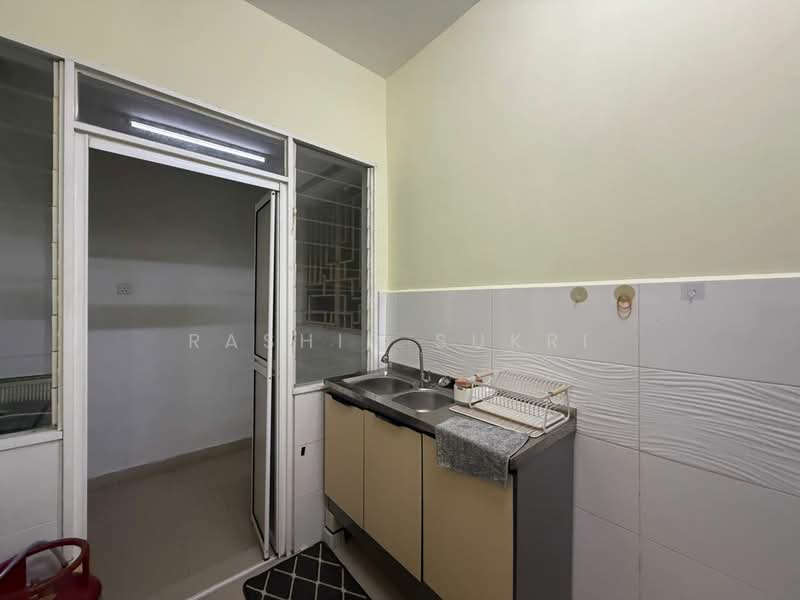 Service Residence for Rent at Saville @ Melawati - Rashid Sukri - Kitchen - PropertyGuru.com.my