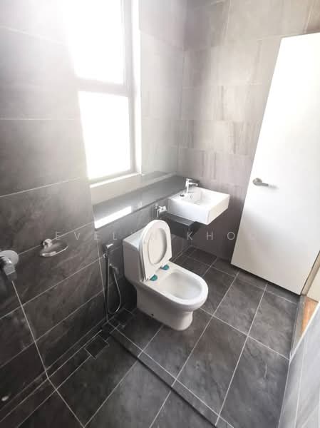 Desa 7, Bandar Country Homes untuk Untuk Dijual - RM 550,000, Mac 2026 - Bathroom - PropertyGuru.com.my