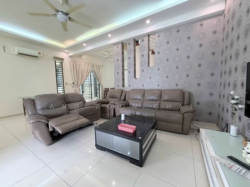Cluster House for Rent in Bukit Indah (Iskandar Puteri (Nusajaya)) - Ang Boon Chai - Living Room - PropertyGuru.com.my