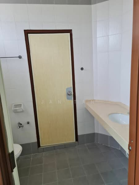 Desa Scoland - 2/ Terrace House @ Lumba Kuda Jelutong untuk Untuk Dijual - RM 1,380,000, Mac 2026 - Bathroom - PropertyGuru.com.my