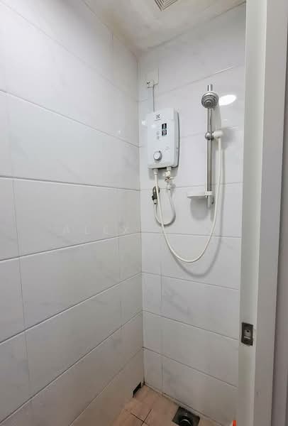 Country Garden Central Park untuk Untuk Disewa - RM 1,700 /bulan, Mac 2026 - Bathroom - PropertyGuru.com.my
