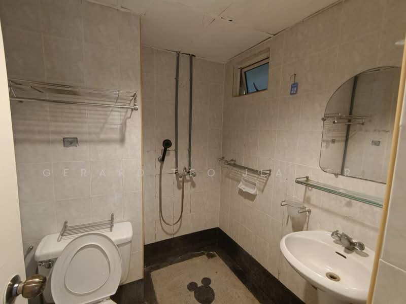 Gold Coast Resort Condominium untuk Untuk Disewa - RM 2,100 /bulan, Apr 2026 - Bathroom - PropertyGuru.com.my