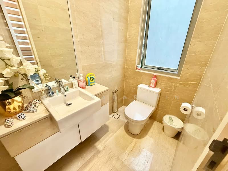 Semi-Detached House for Sale in Ampang (Selangor) - Abid Sabarudin - Bathroom - PropertyGuru.com.my