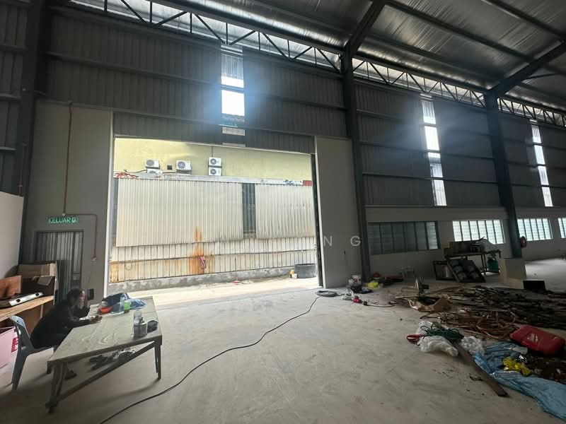 Warehouse for Rent in Kampung Baru Sungai Buloh (Sungai Buloh) - CW Kong - Interior - PropertyGuru.com.my