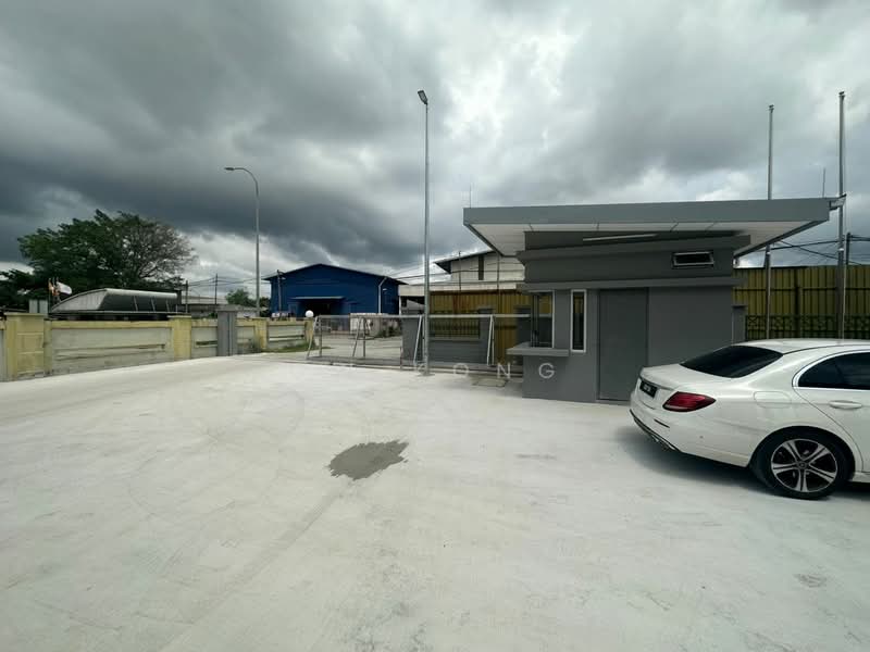 Warehouse for Rent in Kampung Baru Sungai Buloh (Sungai Buloh) - CW Kong - Exterior - PropertyGuru.com.my