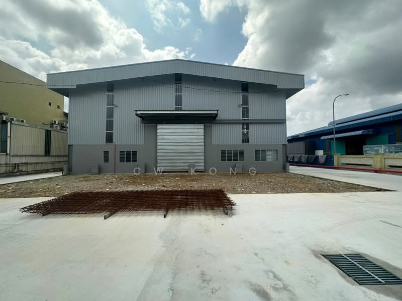 Warehouse for Rent in Kampung Baru Sungai Buloh (Sungai Buloh) - CW Kong - Exterior - PropertyGuru.com.my