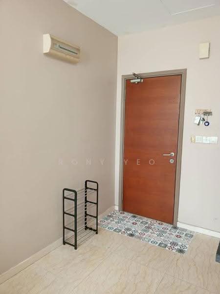 Service Residence for Sale at 231 TR Serviced Suite - Rony Yeo - Entrance - PropertyGuru.com.my