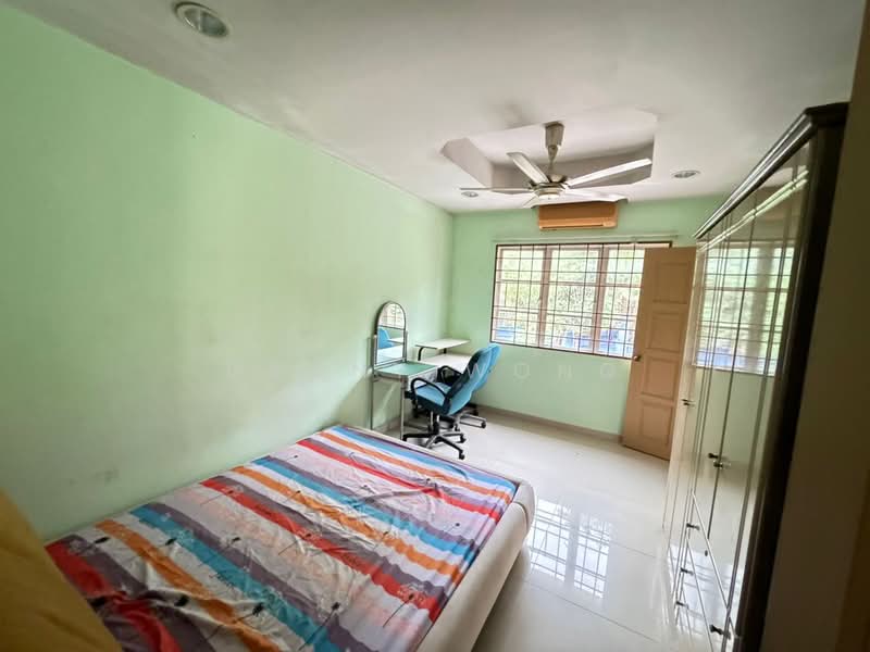 Taman Bukit Rawang Jaya untuk Untuk Dijual - RM 720,000, Mac 2026 - Bedroom - PropertyGuru.com.my