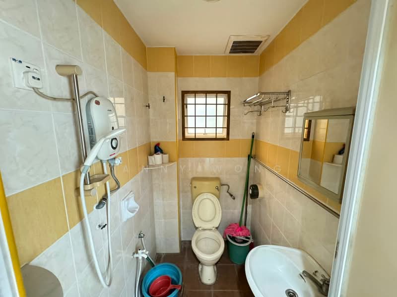 Taman Bukit Rawang Jaya untuk Untuk Dijual - RM 720,000, Mac 2026 - Bathroom - PropertyGuru.com.my