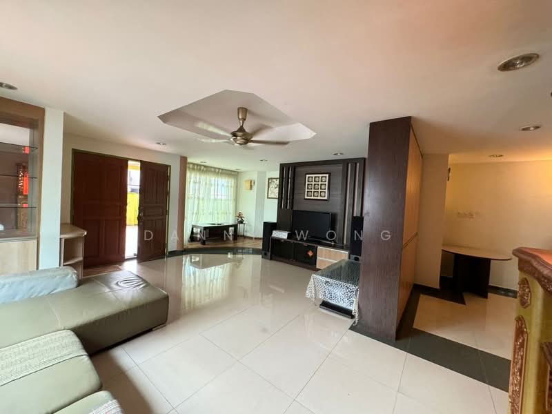 Taman Bukit Rawang Jaya untuk Untuk Dijual - RM 720,000, Mac 2026 - Living Room - PropertyGuru.com.my