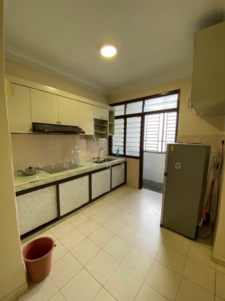 Service Residence for Rent at Nusa Perdana Serviced Apartment - Vincent Ong - Kitchen - PropertyGuru.com.my