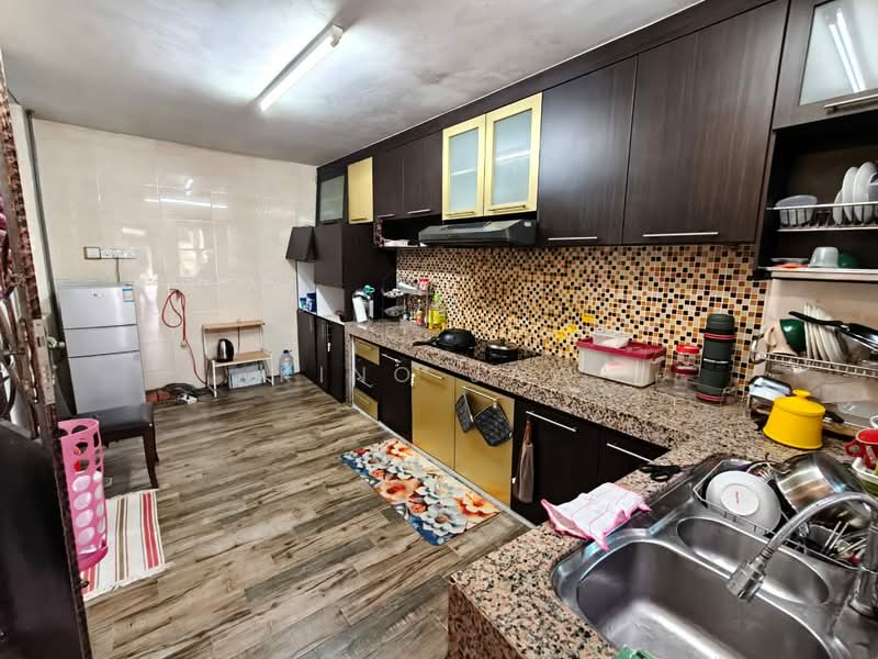 Semi-Detached House for Sale in Bandar Putra (Kulai) - Kino Jaw - Kitchen - PropertyGuru.com.my