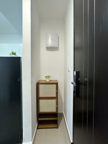 Servis Apartment untuk Disewa di Vista Tiara (MBW Bay) - Johnson Tan - Entrance - PropertyGuru.com.my