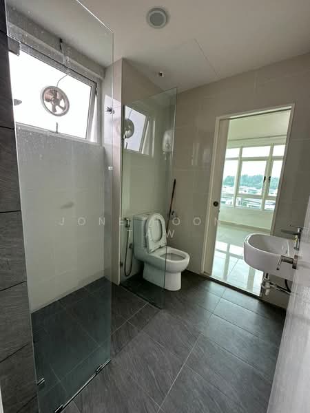 La Thea Residences untuk Untuk Dijual - RM 465,000, Apr 2026 - Bathroom - PropertyGuru.com.my