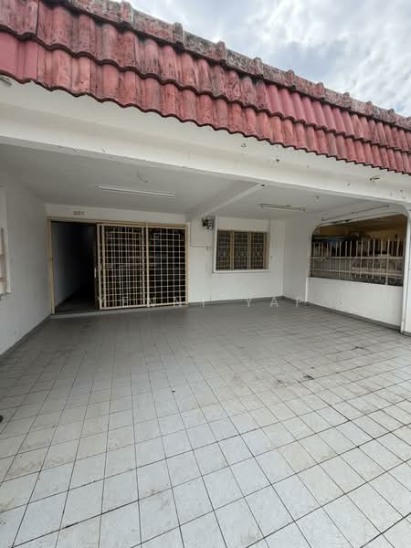 1-storey Terraced House for Rent in Kepong (Kuala Lumpur) - Yenny Yap - Exterior - PropertyGuru.com.my