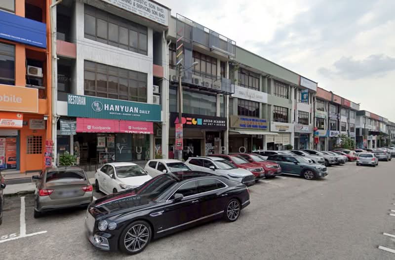 Shop / Office for Rent in Taman Molek (Johor Bahru) - YUYIN POH - Exterior - PropertyGuru.com.my
