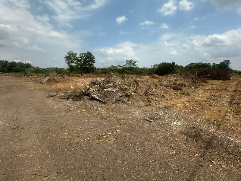 Industrial Land for Sale in Taman Desa Cemerlang (Ulu Tiram) - Aiden Tang - Exterior - PropertyGuru.com.my
