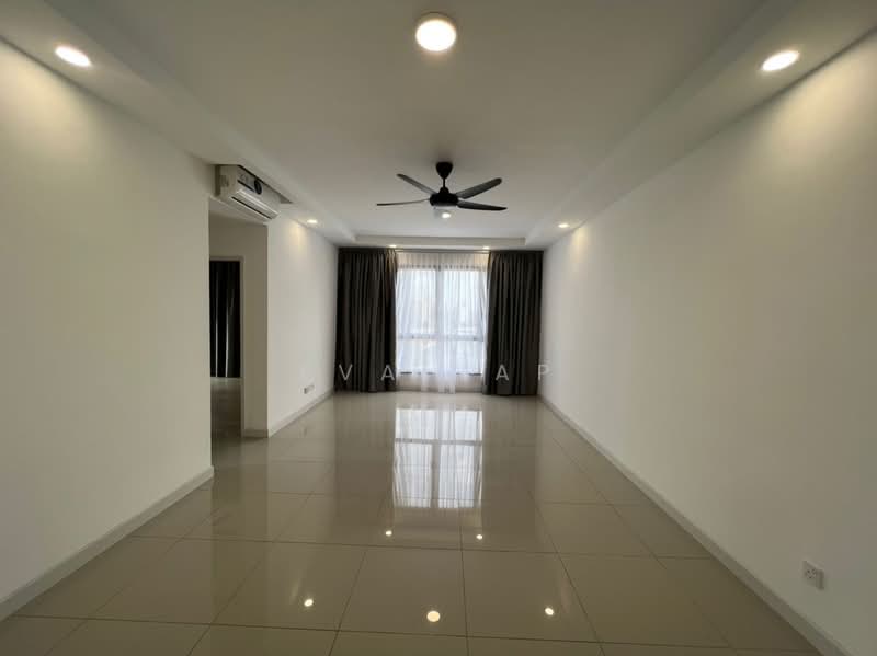 Tuan Residency untuk Untuk Disewa - RM 2,000 /bulan, Mac 2026 - Living Room - PropertyGuru.com.my