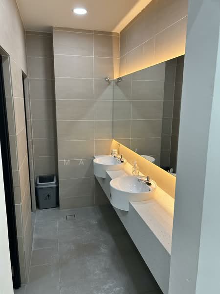 Shop for Rent in Bukit Jelutong (Shah Alam) - May Soo - Bathroom - PropertyGuru.com.my