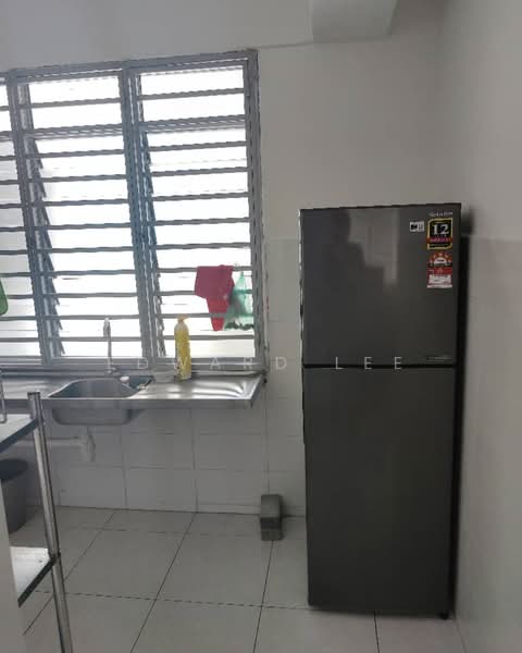 Halaman Kristal untuk Untuk Disewa - RM 1,300 /bulan, Mac 2026 - Kitchen - PropertyGuru.com.my