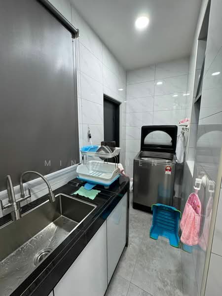 Glenmarie Johor untuk Untuk Dijual - RM 990,000, Mac 2026 - Kitchen - PropertyGuru.com.my