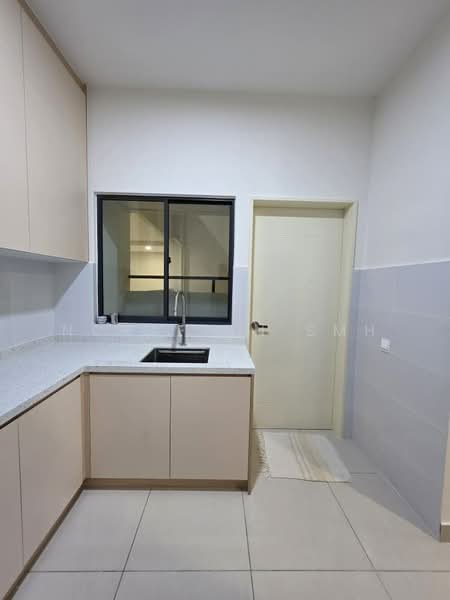 Condominium for Rent at Brezza Hill - Norafian SMH - Kitchen - PropertyGuru.com.my