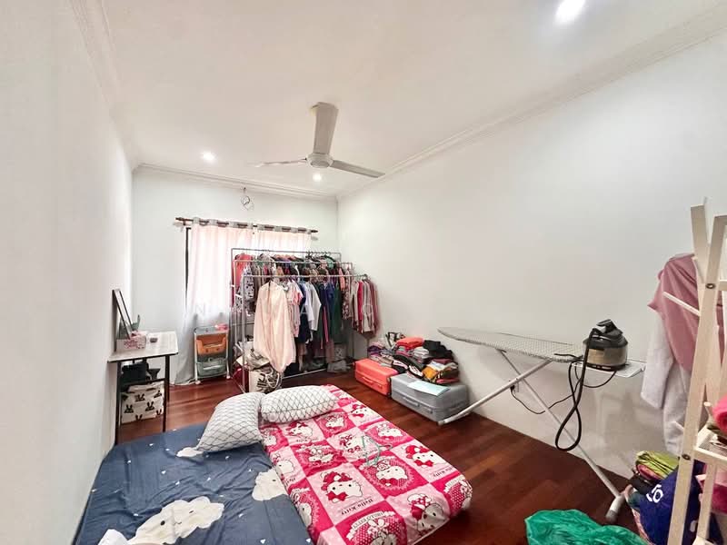 2-storey Terraced House for Sale in Bandar Nusaputra (Puchong) - Nana Cheah - Bedroom - PropertyGuru.com.my