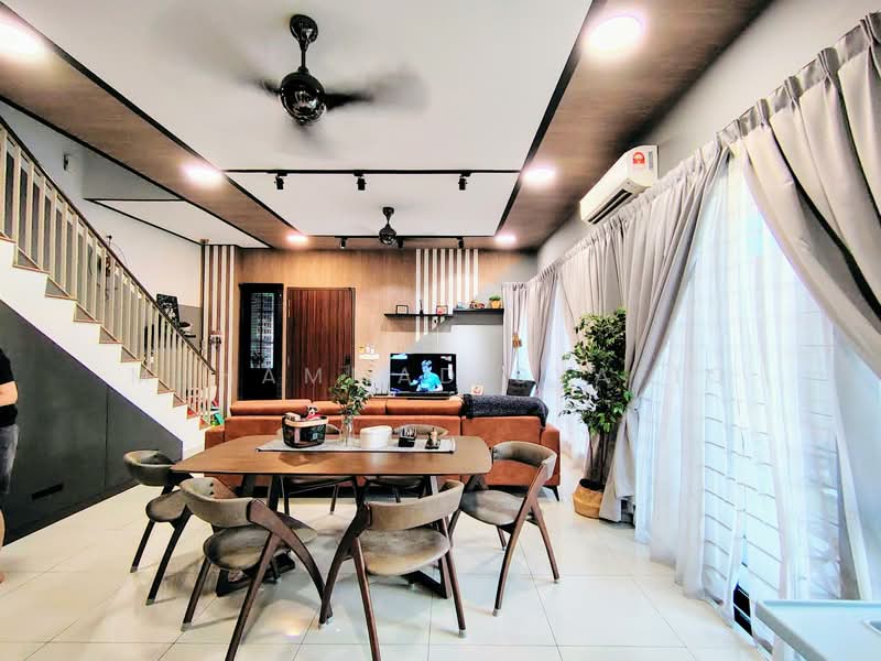 2-storey Terraced House for Sale in Elmina Valley 1 (Shah Alam) - Muhammad Syafiq - Living Room - PropertyGuru.com.my