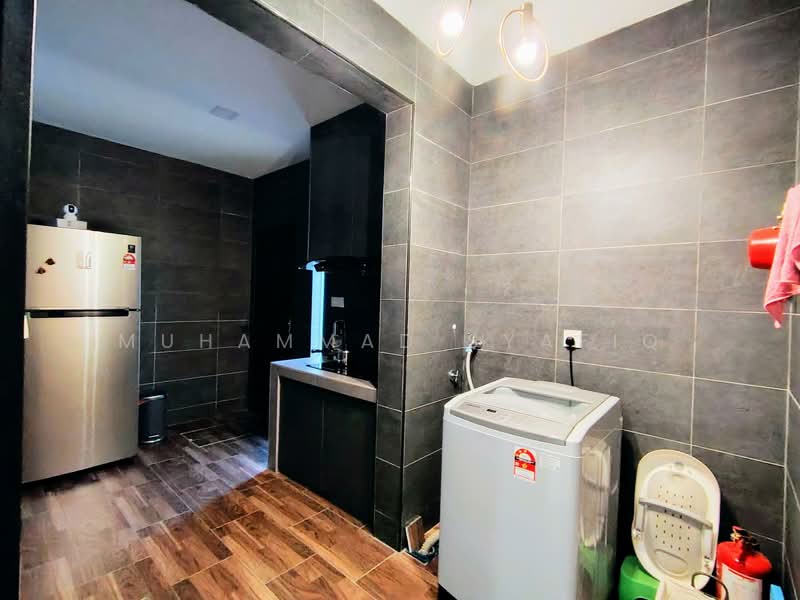 2-storey Terraced House for Sale in Elmina Valley 1 (Shah Alam) - Muhammad Syafiq - Kitchen - PropertyGuru.com.my