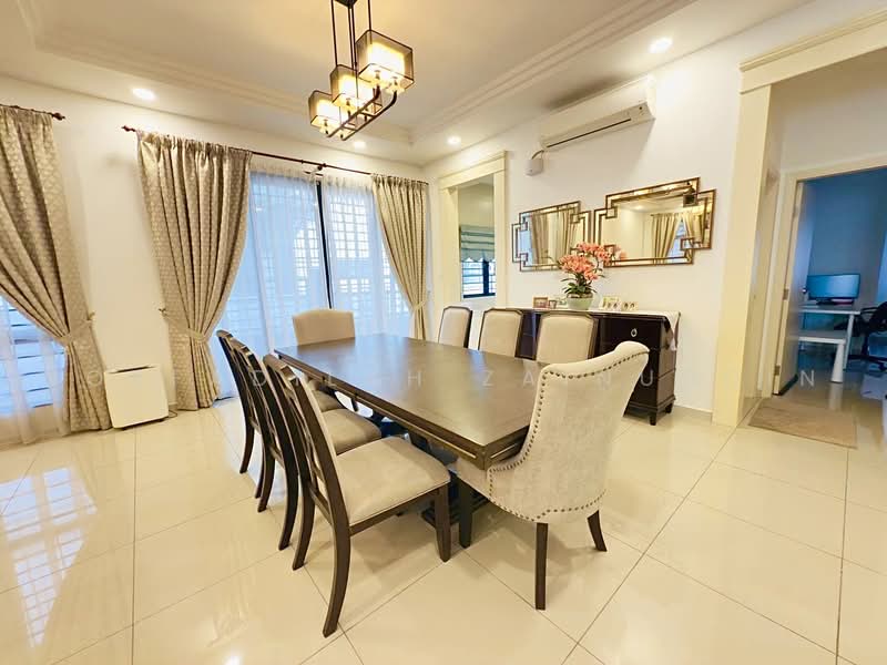 2-storey Terraced House for Sale in Taman Cahaya Alam (Shah Alam) - NORFADILAH ZAINUDDIN - Dining Room - PropertyGuru.com.my
