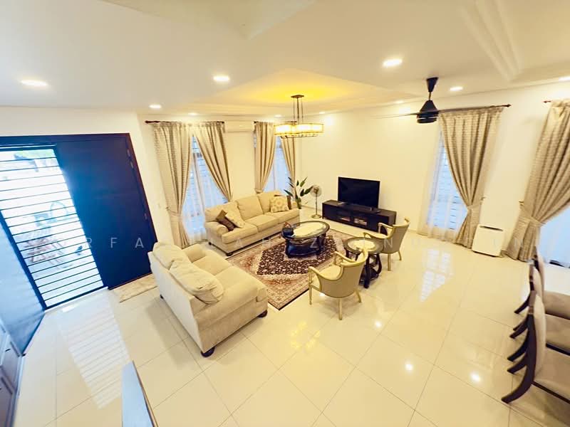 2-storey Terraced House for Sale in Taman Cahaya Alam (Shah Alam) - NORFADILAH ZAINUDDIN - Living Room - PropertyGuru.com.my
