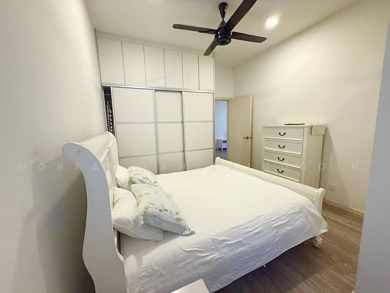 2-storey Terraced House for Sale in Taman Cahaya Alam (Shah Alam) - NORFADILAH ZAINUDDIN - Bedroom - PropertyGuru.com.my