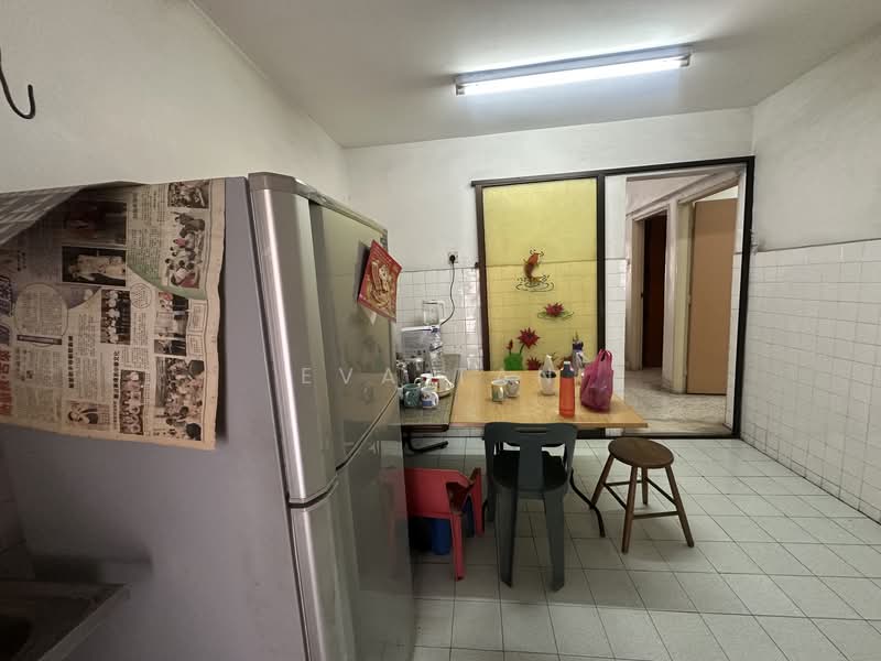 1-storey Terraced House for Rent in Taman Puteri Wangsa (Ulu Tiram) - Eva Tan - Kitchen - PropertyGuru.com.my