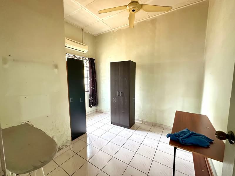 TAMAN MERDEKA untuk Untuk Dijual - RM 400,000, Mac 2026 - Bedroom - PropertyGuru.com.my