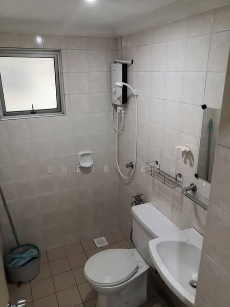 Condominium for Rent at D'aman Crimson - Sherri Koh - Bathroom - PropertyGuru.com.my