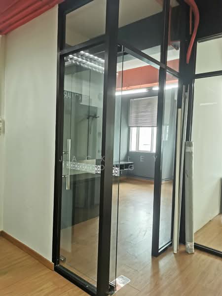 Shop / Office for Rent in Kampung Sungai Kayu Ara (Petaling Jaya) - Jacksley Wong - Interior - PropertyGuru.com.my