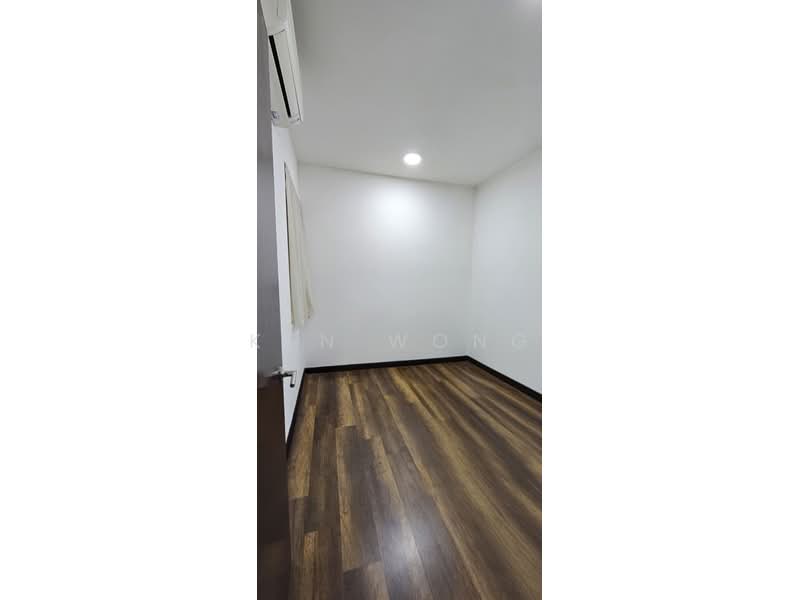 Service Residence for Sale at Symphony Tower (Menara Simfoni) - Ken Wong - PropertyGuru.com.my