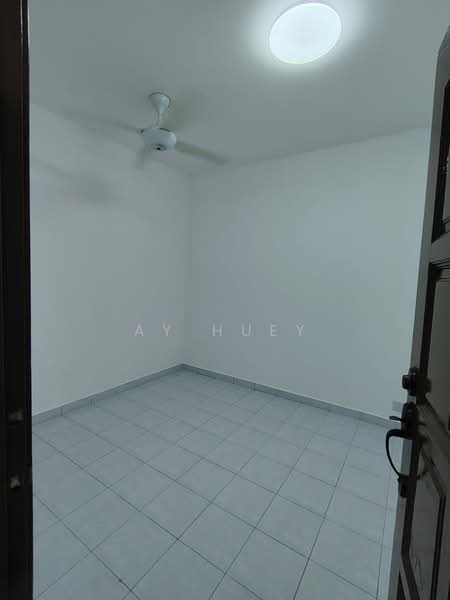 2-storey Terraced House for Rent in Sungai Ara (Penang) - Ay Huey - Interior - PropertyGuru.com.my