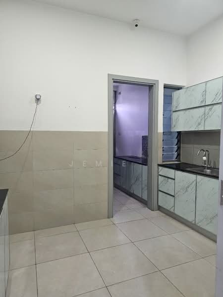 Semi-Detached House for Sale in Taman Molek (Johor Bahru) - Jemie . - Kitchen - PropertyGuru.com.my