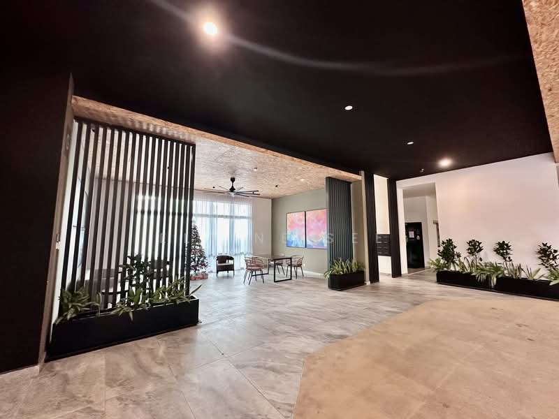 Apartment for Sale at Summit @ Lagoon Residences - Elaine See - Entrance - PropertyGuru.com.my