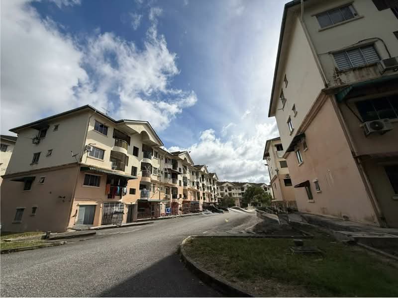 Pangsapuri untuk Dijual di Taman Desa Kempas - Ziyan Liew - Exterior - PropertyGuru.com.my